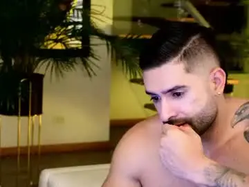 Chaturbate Watch Live Sex Cams of lukhass