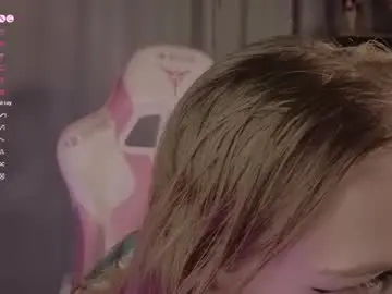 Chaturbate Live Sex Cam of shellyboom