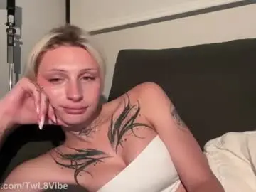 Chaturbate Adult Video Chat of twl8vibe