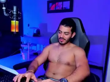 Chaturbate Live Sex Cam of bruno_diaz31