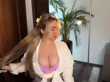 Chaturbate Live Sex of tatti_1