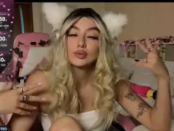 Chaturbate Adult Webcam of emily_tyler19