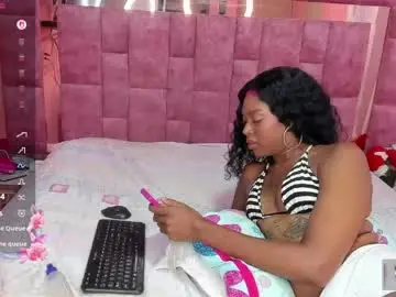 Chaturbate Sex Cam of shenielxxx