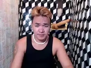 Chaturbate Nude Webcam of petitehugecockxnxxx