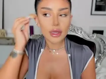 Chaturbate Watch Live Sex Cams of moniqueeass