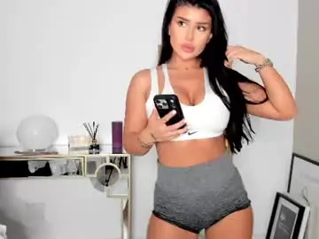 Chaturbate Free Live Porn of moniqueeass