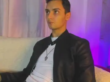 Chaturbate Live Sex Cam of wolfkyng