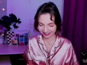 Chaturbate Nude Webcam of kindhazelhere_