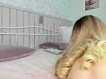 Chaturbate Free Porn Cam of kitty__sophie