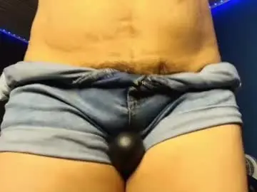 Chaturbate Free Live Porn of naughtyhotsquirt