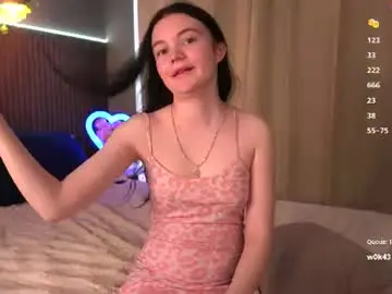 Chaturbate Live Sex Cam of emmasmall