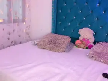 Chaturbate Free Porn Cam of lilly_peach22