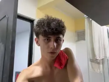 Chaturbate Live Sex Cam of demian_cute