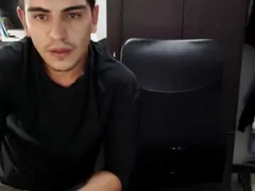 Chaturbate Free Porn Cam of latincouplee69