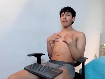 Chaturbate Live Sex Cam of pierre_leroy_