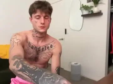 Chaturbate Live Sex of prettyboyszn