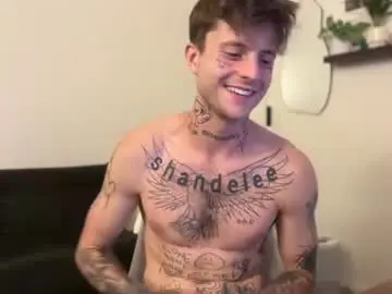 Chaturbate Free Porn Cam of prettyboyszn