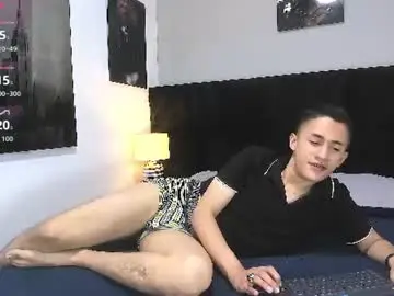 Chaturbate Live Sex of adam_walker_1