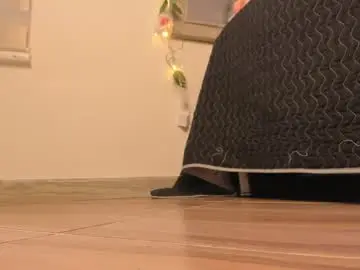 Chaturbate Best live sex cam show of bella_desi