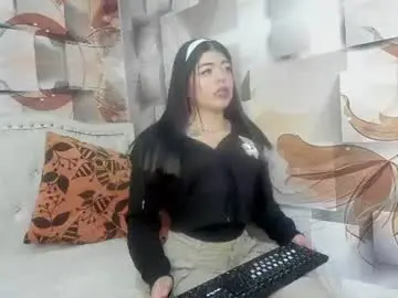 Chaturbate Sex Cam of valentina_purple