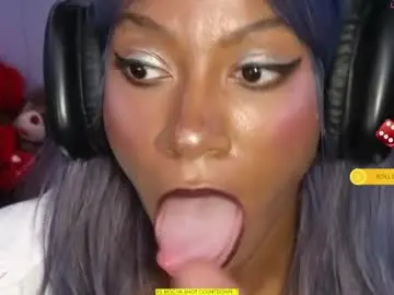 Chaturbate Live Porn of mocha_