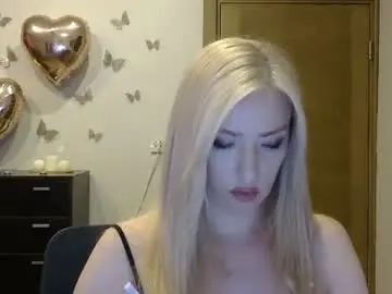 Chaturbate Sex Cam of wild_silk_desire