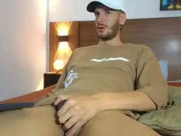 Chaturbate Nude Webcam of max_tayloor