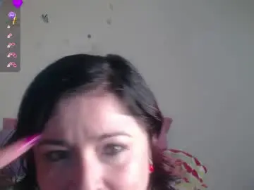 Chaturbate Live Sex Cam of evangeline_lover