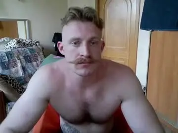 Chaturbate Live Sex Cam of whitebull97