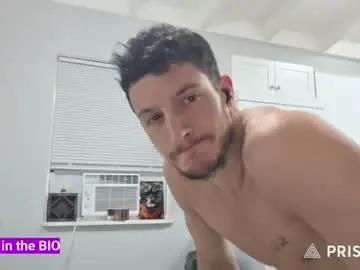Chaturbate Free Porn Cam of hardselfsucker1