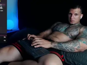 Chaturbate Live Sex Cam of sebastian_muss