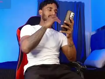 Chaturbate Free Live Porn of damiano_walker