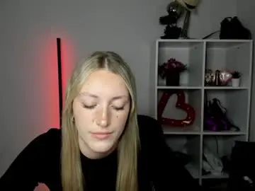 Chaturbate Best live sex cam show of evelynblond