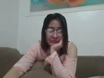 Chaturbate Live Sex Cam of immaculate02
