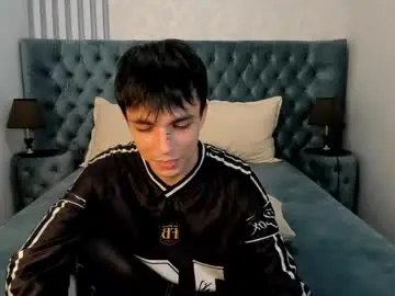 Chaturbate Sex Cam of clarkbev
