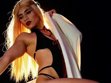 Chaturbate Live Sex Cam of emily_castillo1_