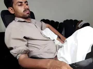 Chaturbate Live Sex Cam of ironcharm4455