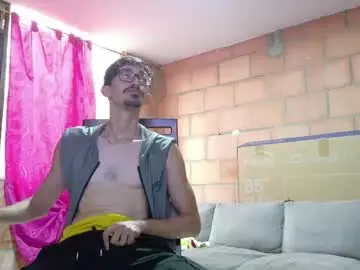 Chaturbate Sex Cam of jhosuamoore2