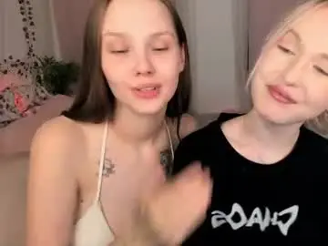 Chaturbate Adult Webcams of lisaluve
