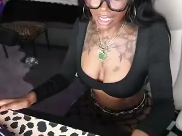 Chaturbate Sex Cam of tatted_vixen