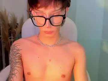 Chaturbate Live Sex Cam of andywiills