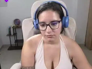 Chaturbate Nude Webcam of moonwoman_