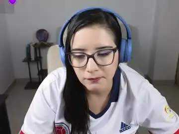 Chaturbate Live Porn of moonwoman_