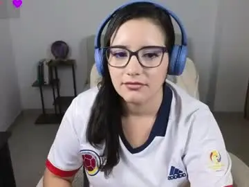 Chaturbate Live Porn of moonwoman_