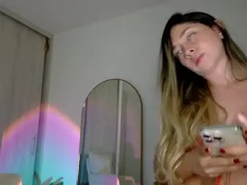 Chaturbate Nude Webcam of _arianalzate_