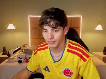 Chaturbate Private Sex Chat of alejootwink