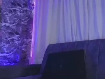 Chaturbate Live Sex Cam of darkly_waxx