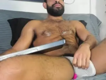 Chaturbate Free Live Porn of sweatyhairypig1