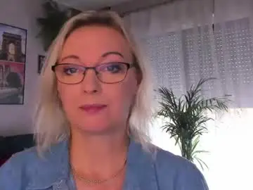 Chaturbate Live Sex Cam of xvanessalove