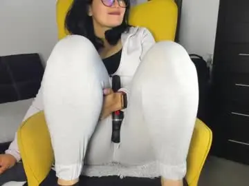 Chaturbate Watch Live Sex Cams of adriana71